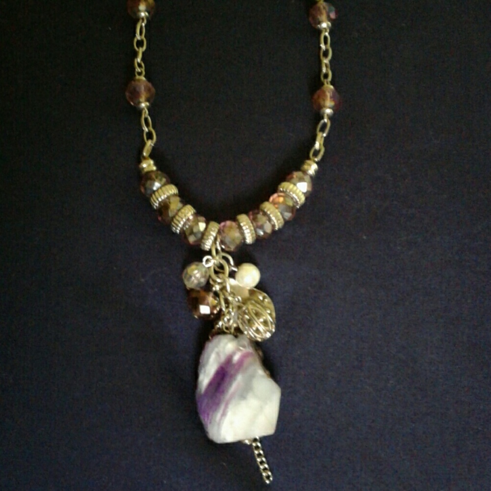 Neckales - Picture 2 of 8
